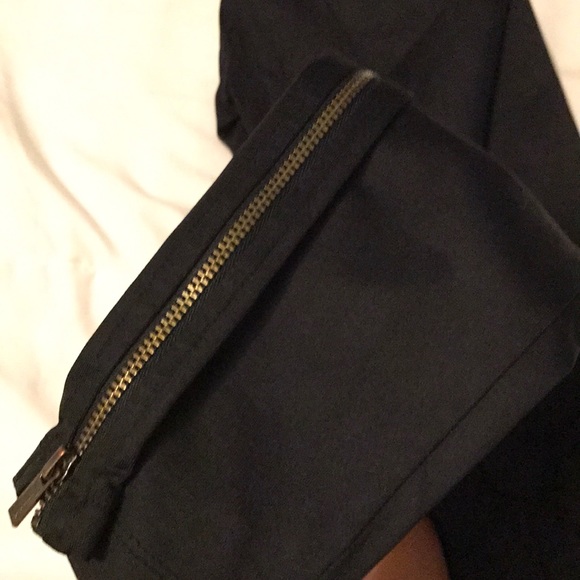 BCBG leggings - Picture 3 of 3